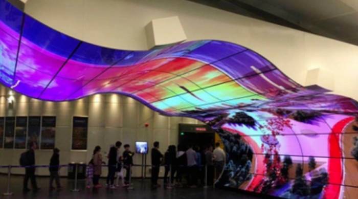 Scientists create an organic semiconductor glass thin film that can be used to m