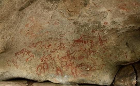10,000-Year-Old "Airplane Rock Art" Found in Hidden Cave: Proof of Alien Civilization? The Truth Revealed!