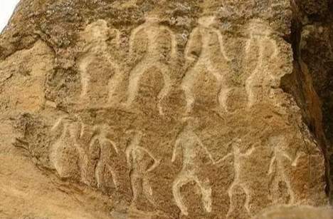 000-Year-Old "Airplane Rock Art" Found in Hidden Cave: Proof of Alien Civilization? The Truth Revealed!