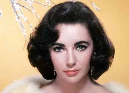 A naked star in the White House pool