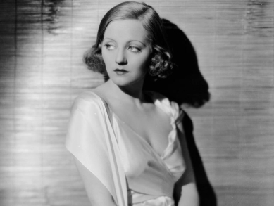 A naked star in the White House pool