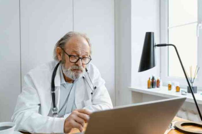 After 11 Years Without Children, Wife's Pregnancy Raises Questions For Her Infertile Husband-8 